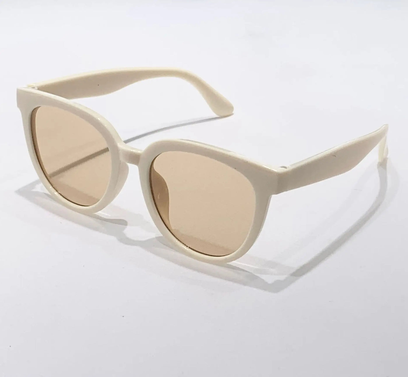 New Fashion Sunglasses Elegant Large Frame Sunglasses Retro Style Glasses Men and Women Alike Sun Glasses UV400 Shades